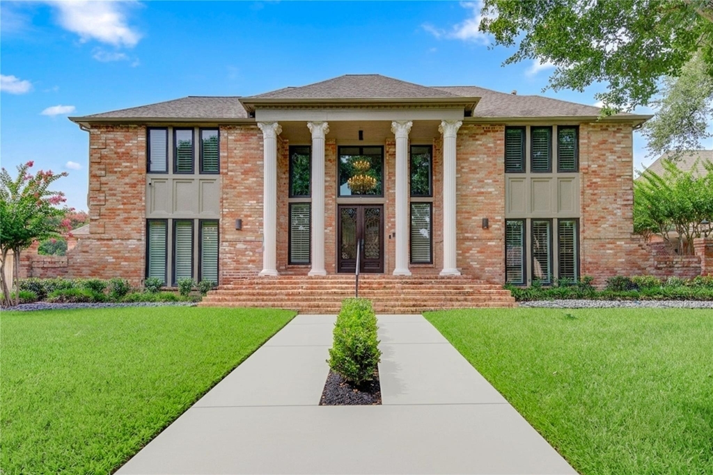 19822 Summerset Way - Photo 0