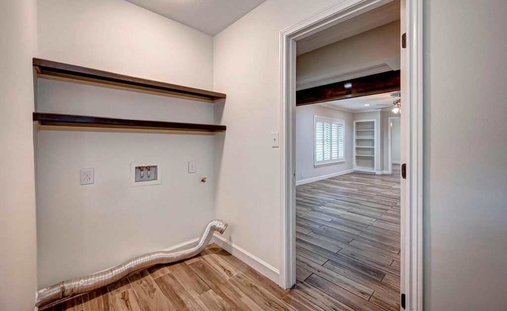 4026 Drummond Street - Photo 13