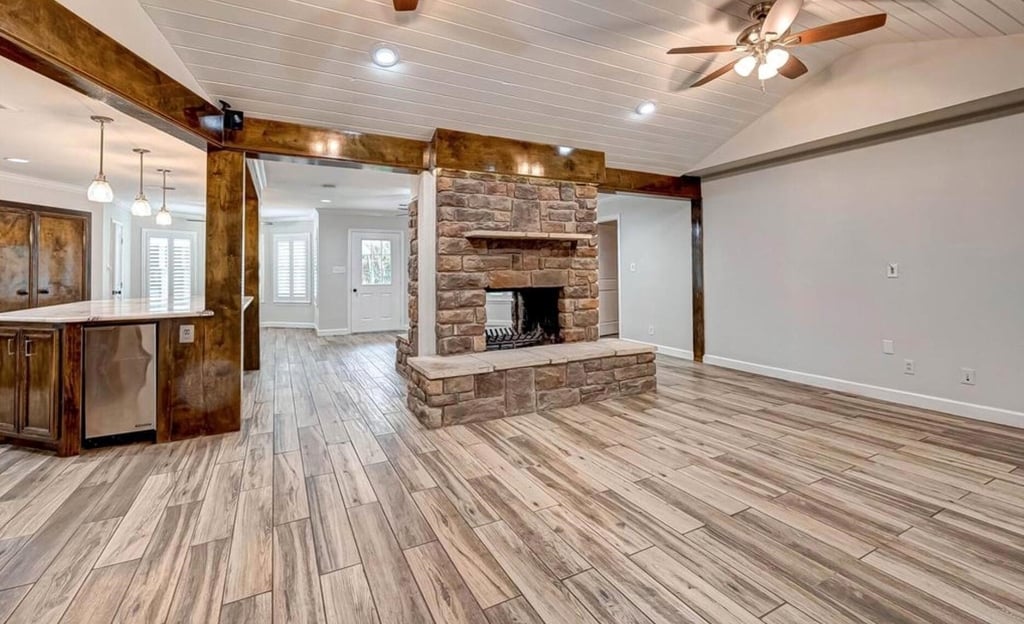 4026 Drummond Street - Photo 9