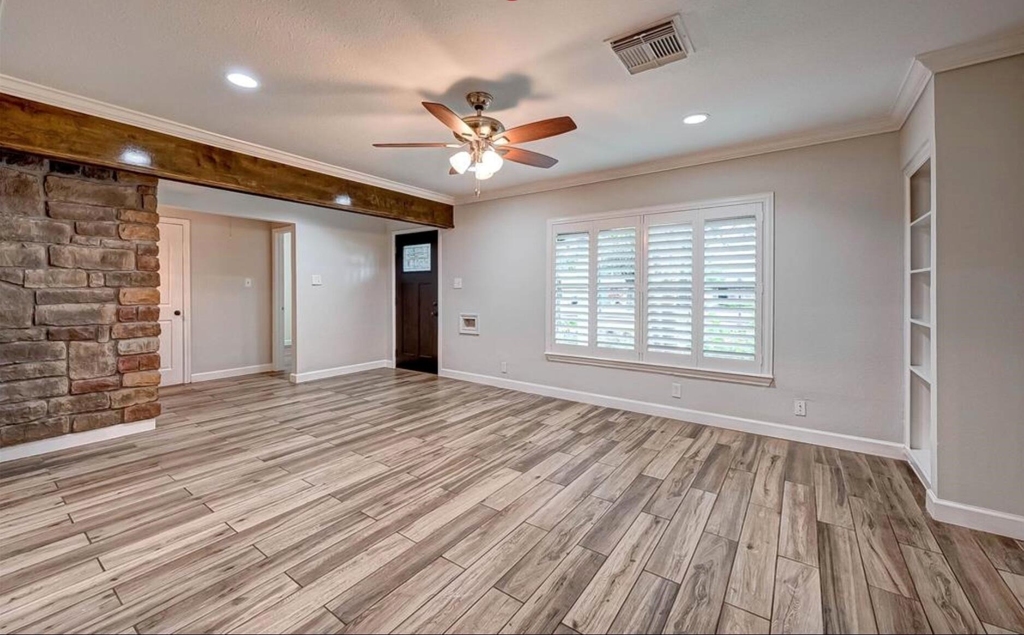 4026 Drummond Street - Photo 19