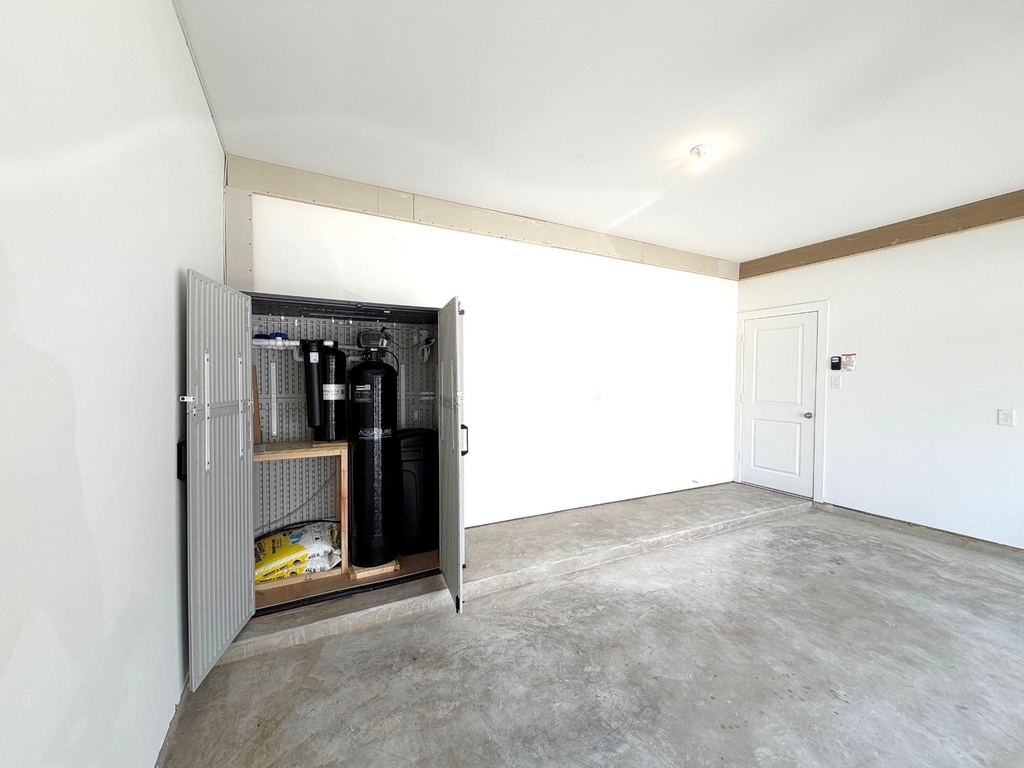 3507 Goldfinch Woods Drive - Photo 32