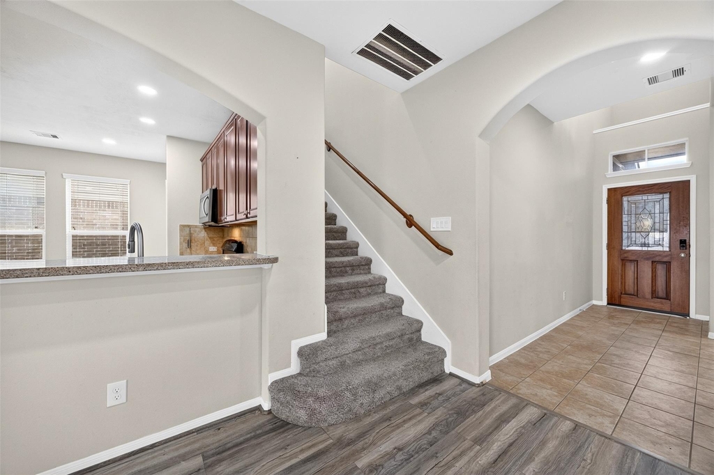 8806 Willow Wind Lane - Photo 35