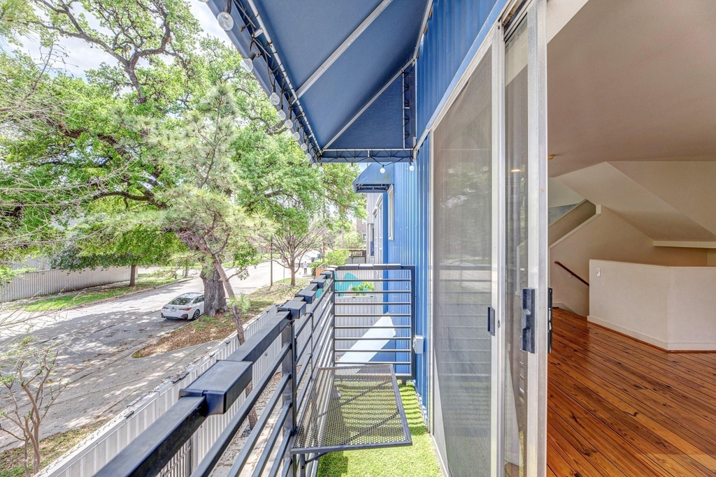 2714 Chenevert Street - Photo 30