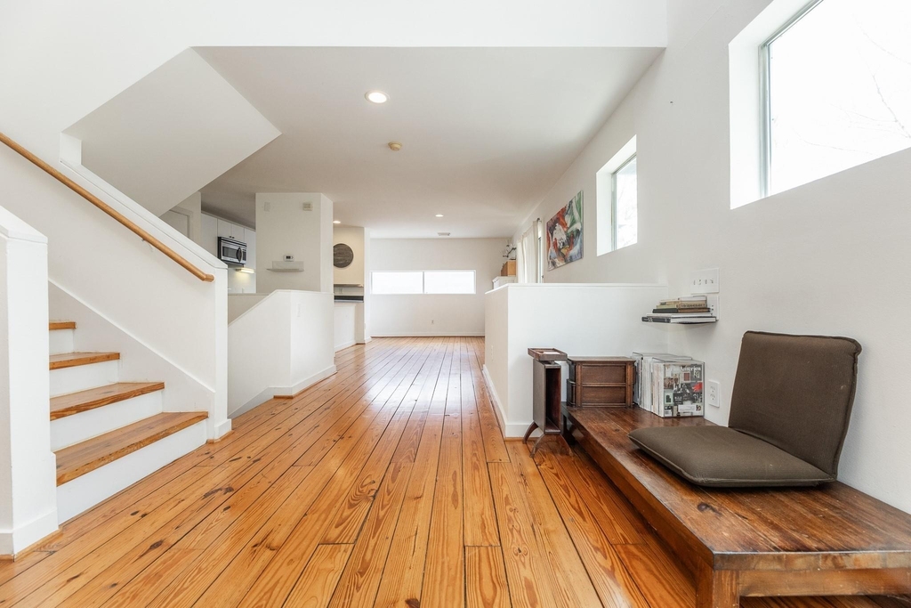 2714 Chenevert Street - Photo 24