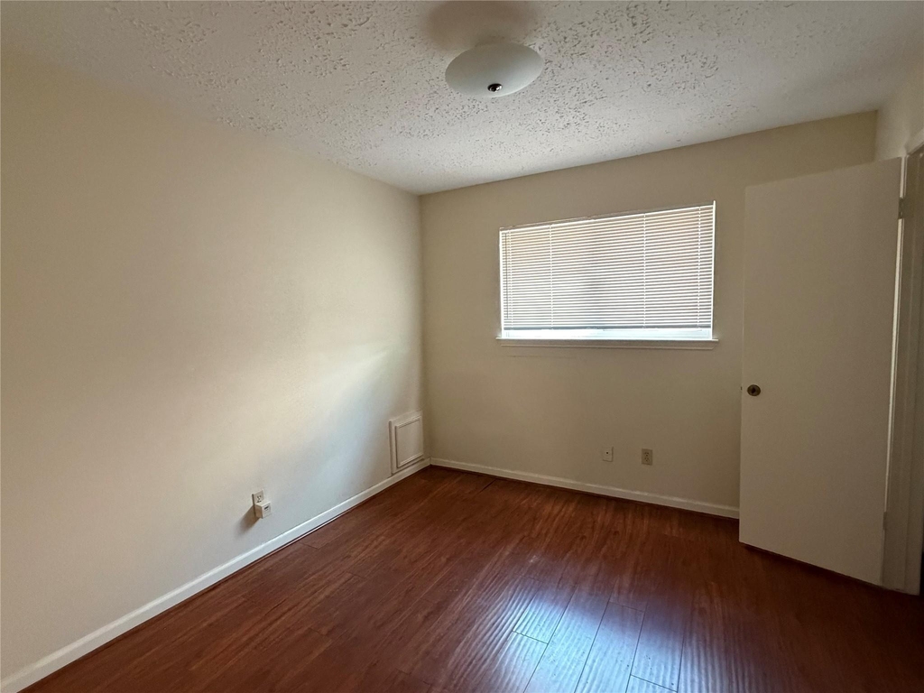 2535 Coopers Post Lane - Photo 8