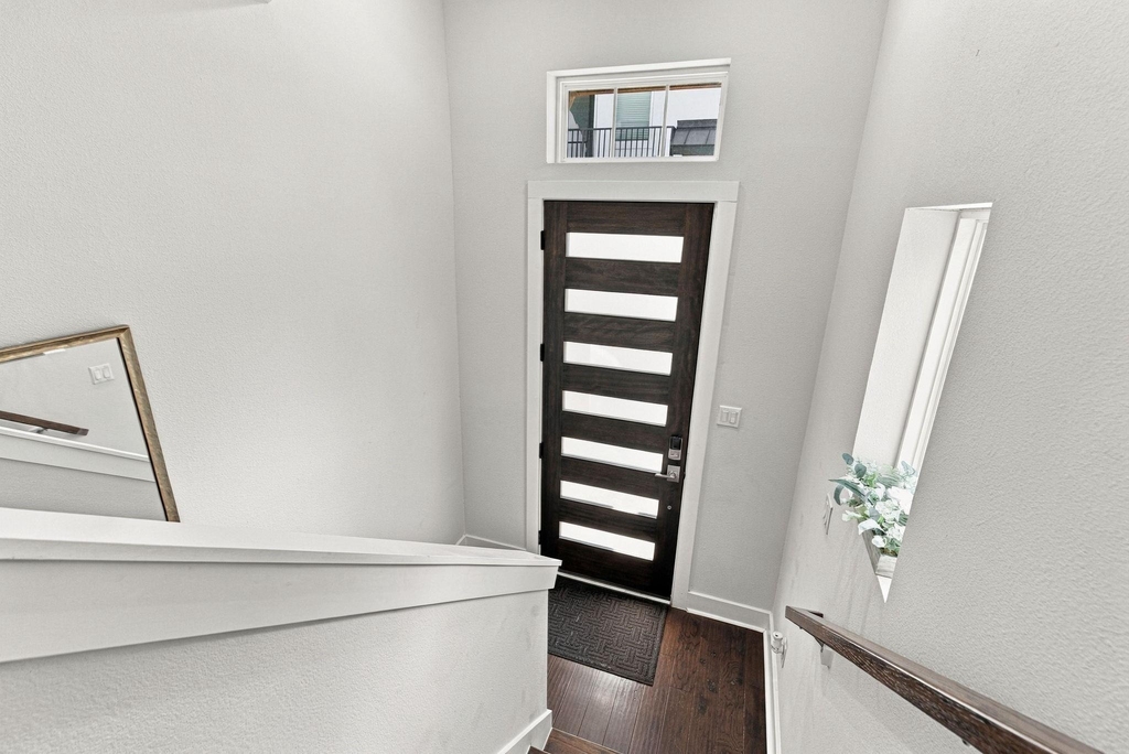 2312 Campbell Road - Photo 4