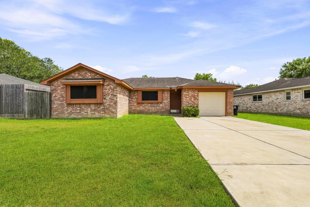 5315 Ridgestone Street - Photo 0