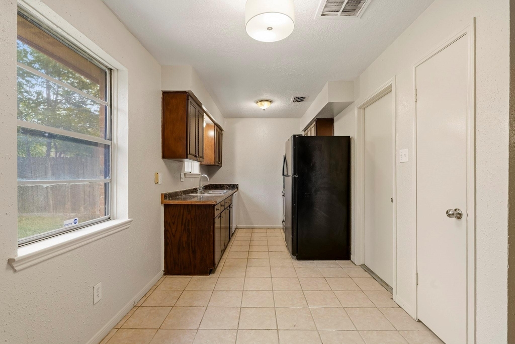 5315 Ridgestone Street - Photo 7