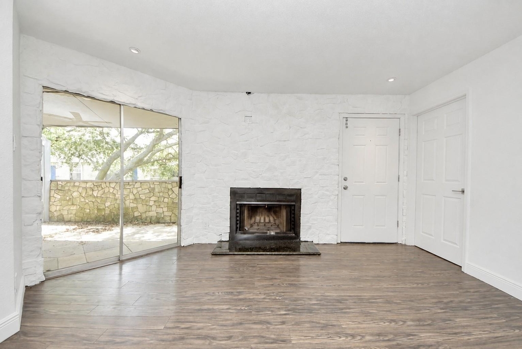 9700 Leawood Boulevard - Photo 7