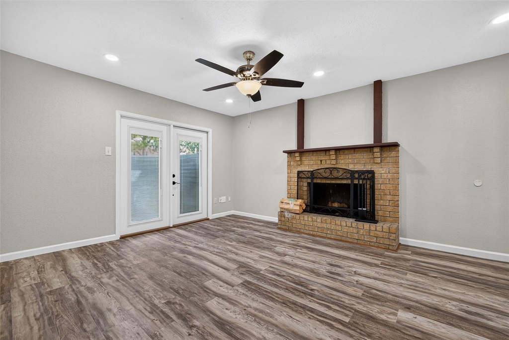 1516 Bay Area Boulevard - Photo 9