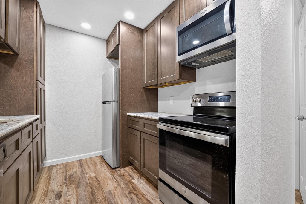 1516 Bay Area Boulevard - Photo 14