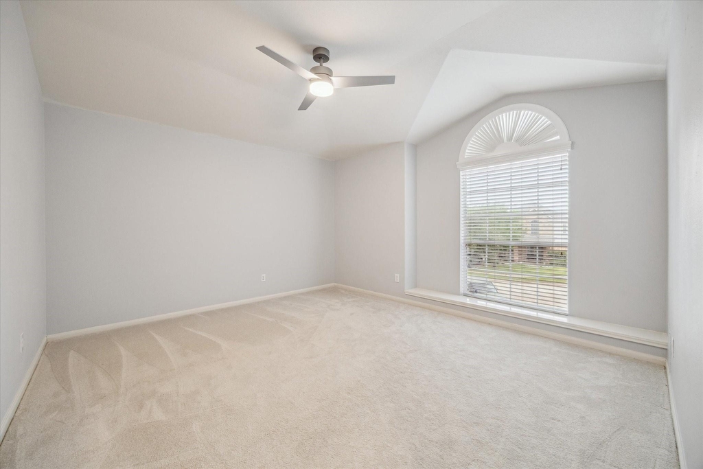 9842 Lynette Falls Drive - Photo 4