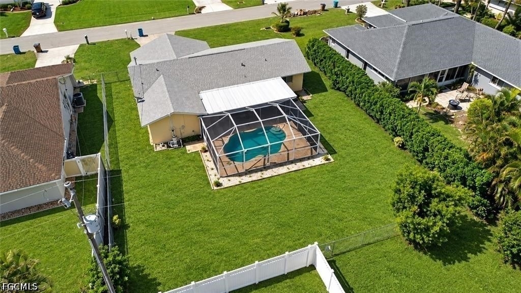 915 Se 20th Street - Photo 0
