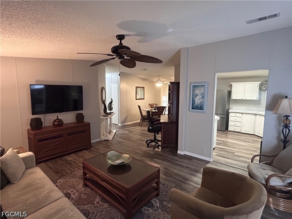 10561 Lake Loop Road - Photo 9