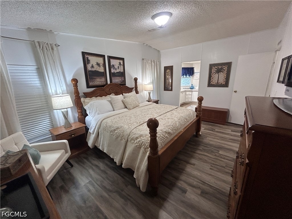10561 Lake Loop Road - Photo 22