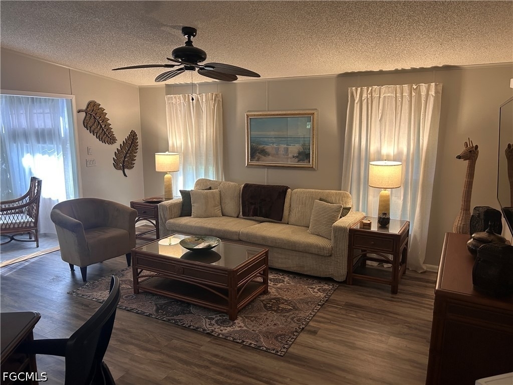 10561 Lake Loop Road - Photo 11