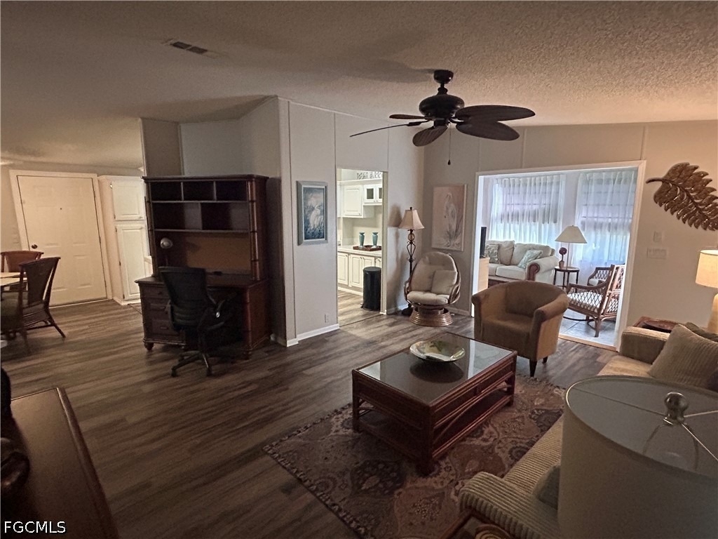 10561 Lake Loop Road - Photo 10