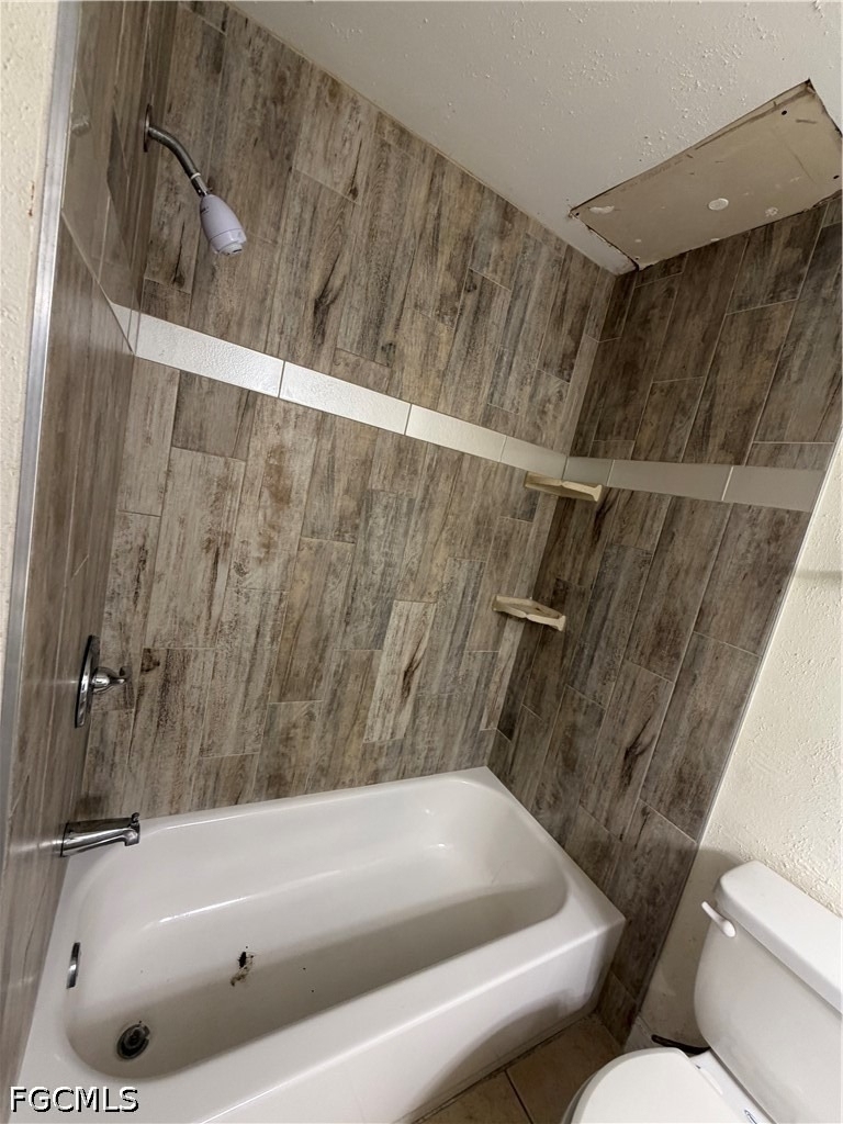 2875 Winkler Avenue - Photo 2