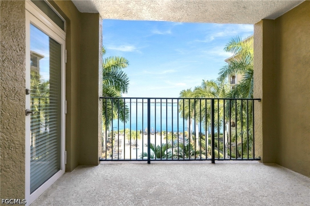 2825 Palm Beach Boulevard - Photo 17