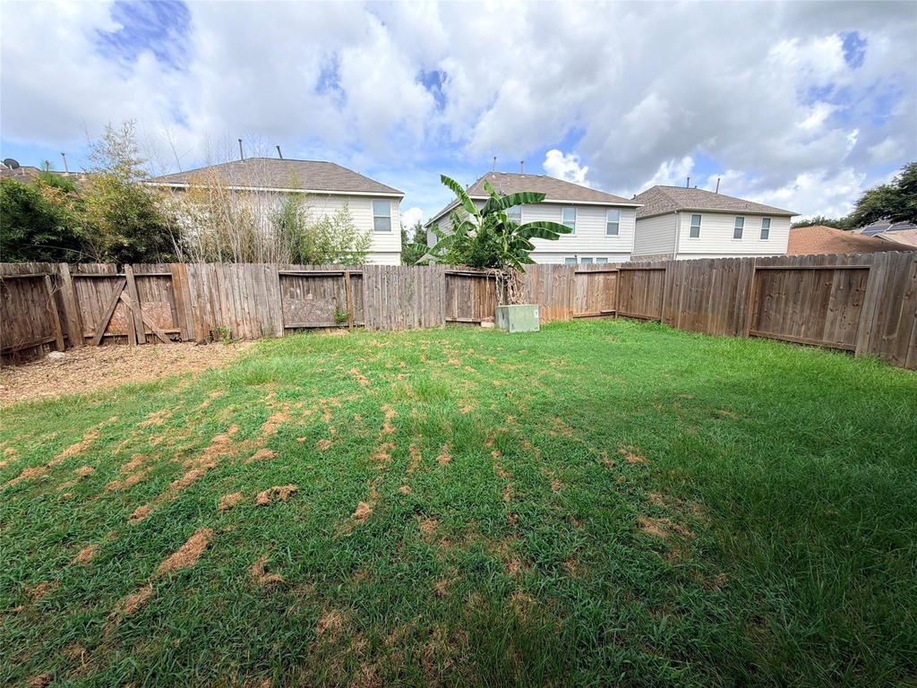 15423 Fir Woods Lane - Photo 41