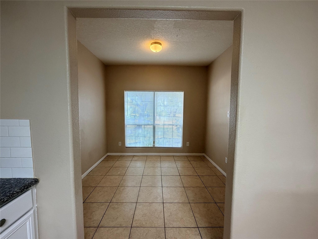 15423 Fir Woods Lane - Photo 14