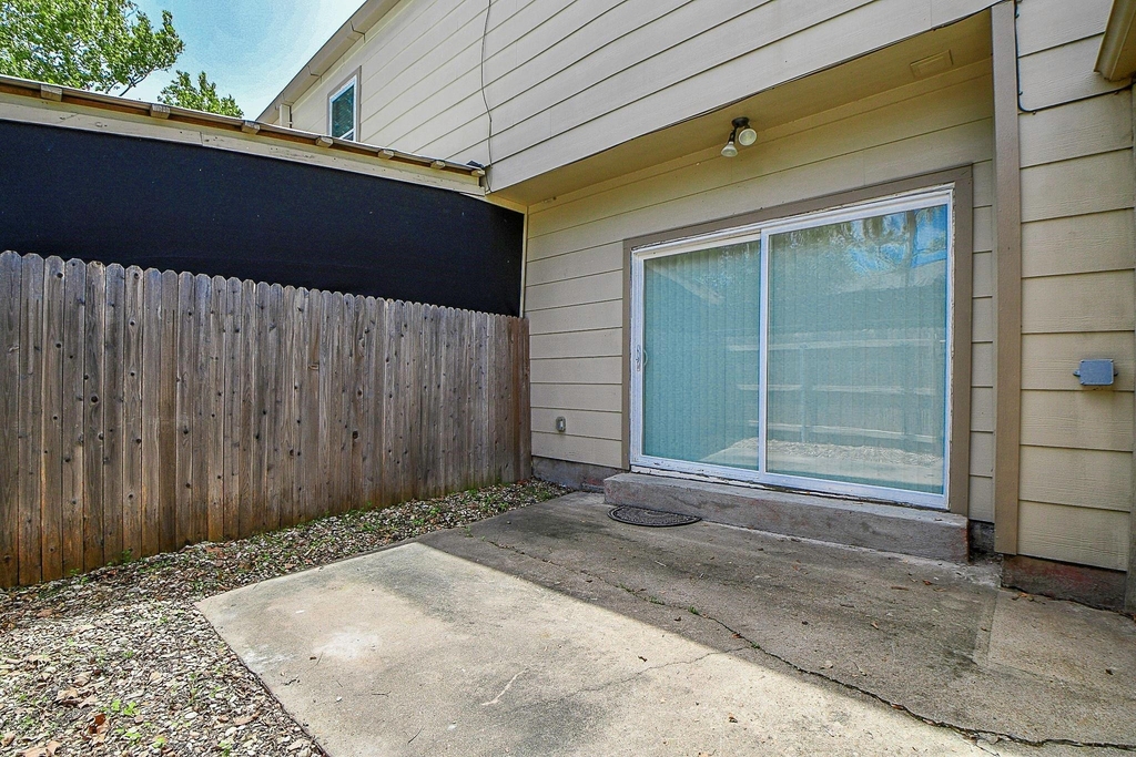 820 Threadneedle Street - Photo 29