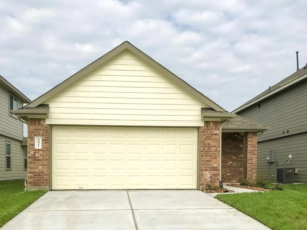 10311 Van Hut Lane - Photo 0