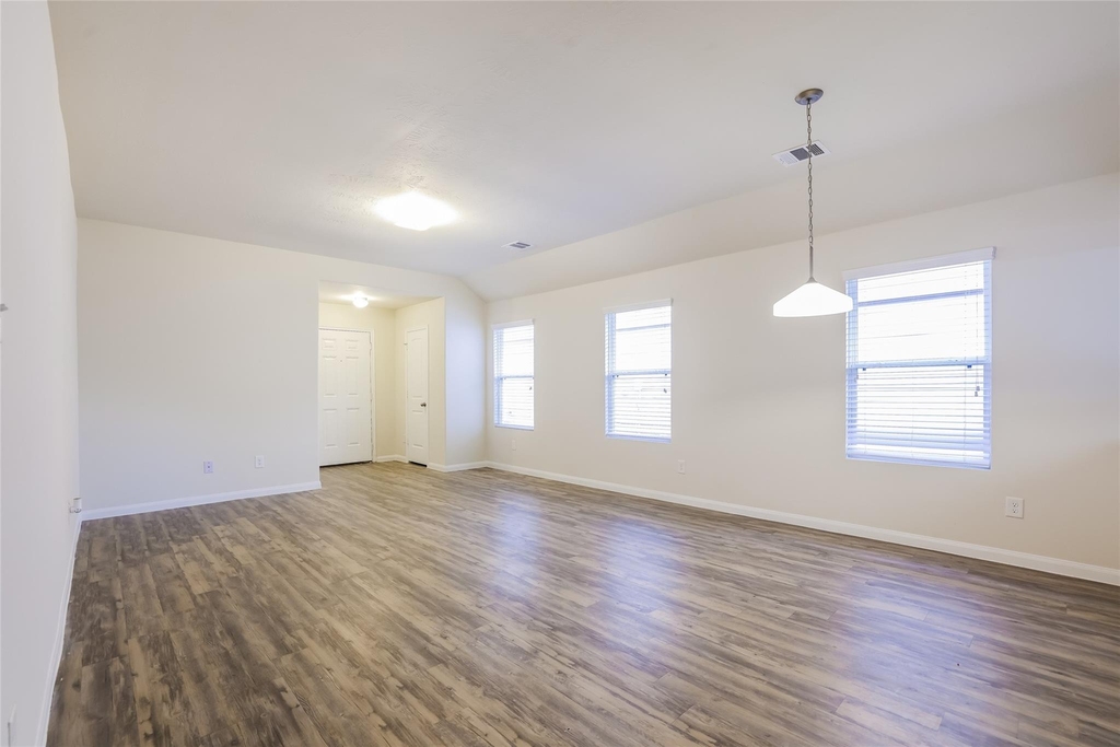 10311 Van Hut Lane - Photo 8