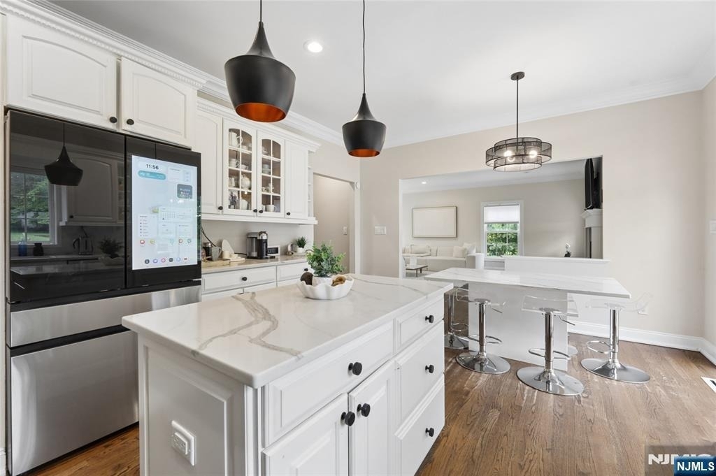 560 Van Emburgh - Photo 9