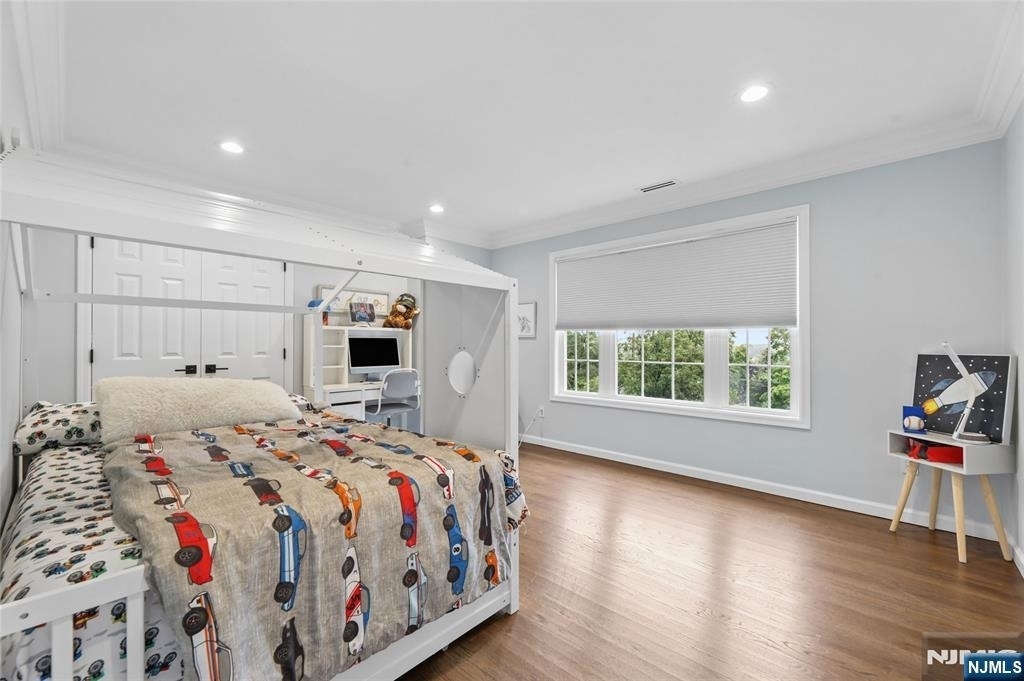 560 Van Emburgh - Photo 30