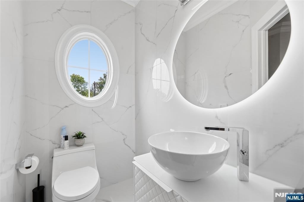 560 Van Emburgh - Photo 19