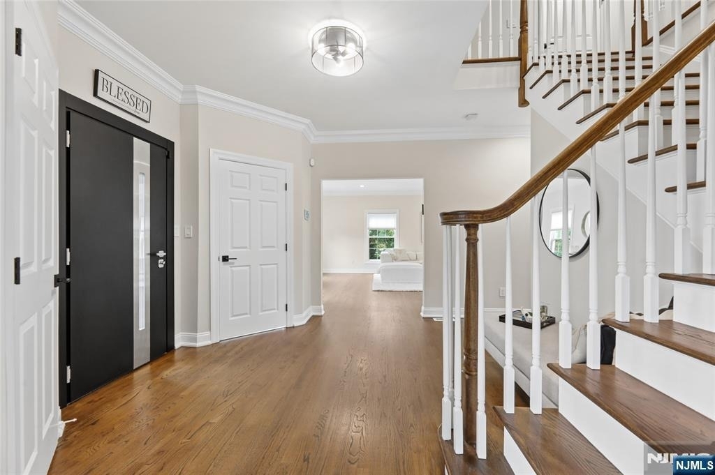 560 Van Emburgh - Photo 18