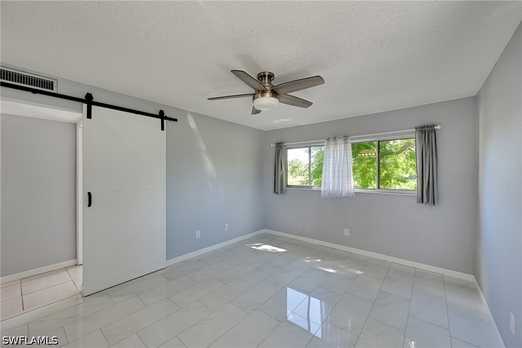 5712 Foxlake Drive - Photo 20