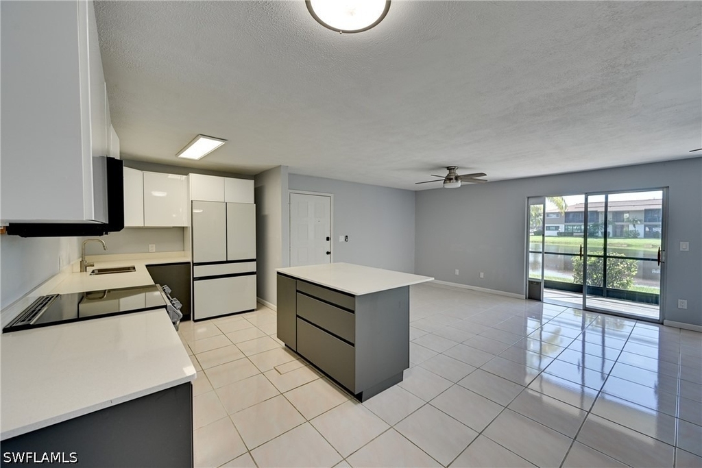 5712 Foxlake Drive - Photo 8