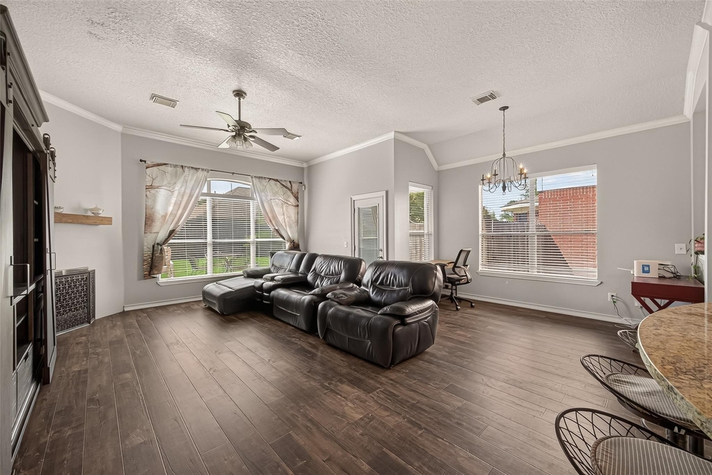20822 Figurine Court - Photo 3