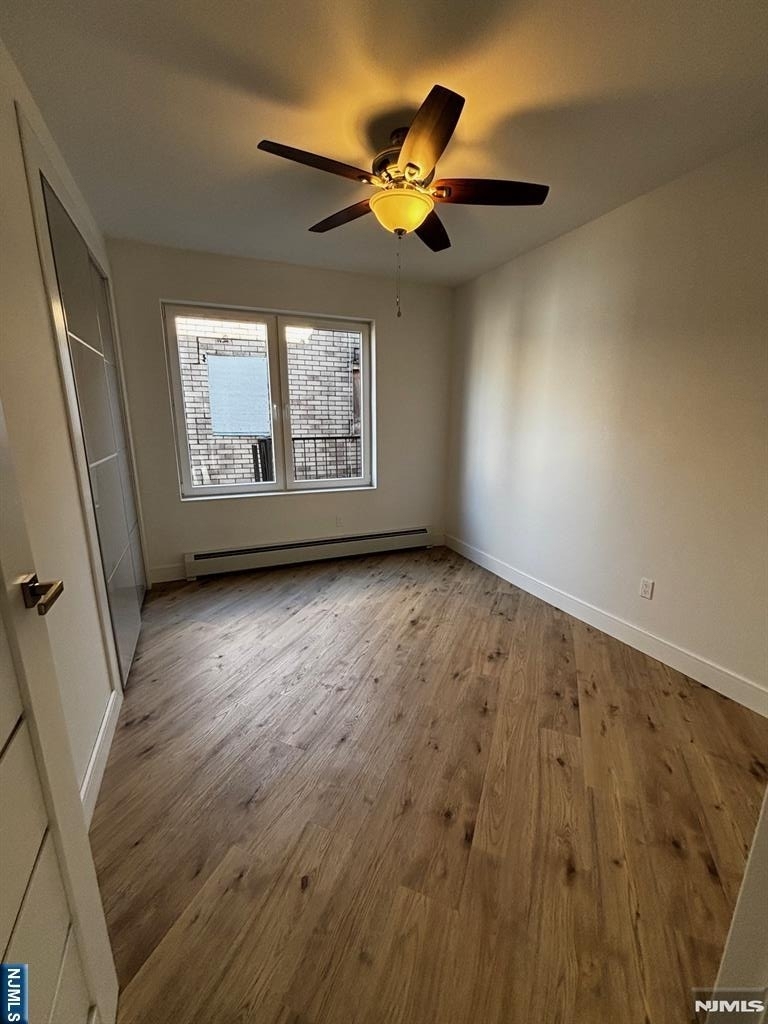695 Elm - Photo 6