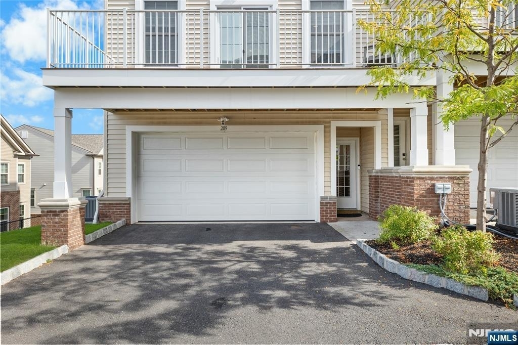 289 Bradley - Photo 42