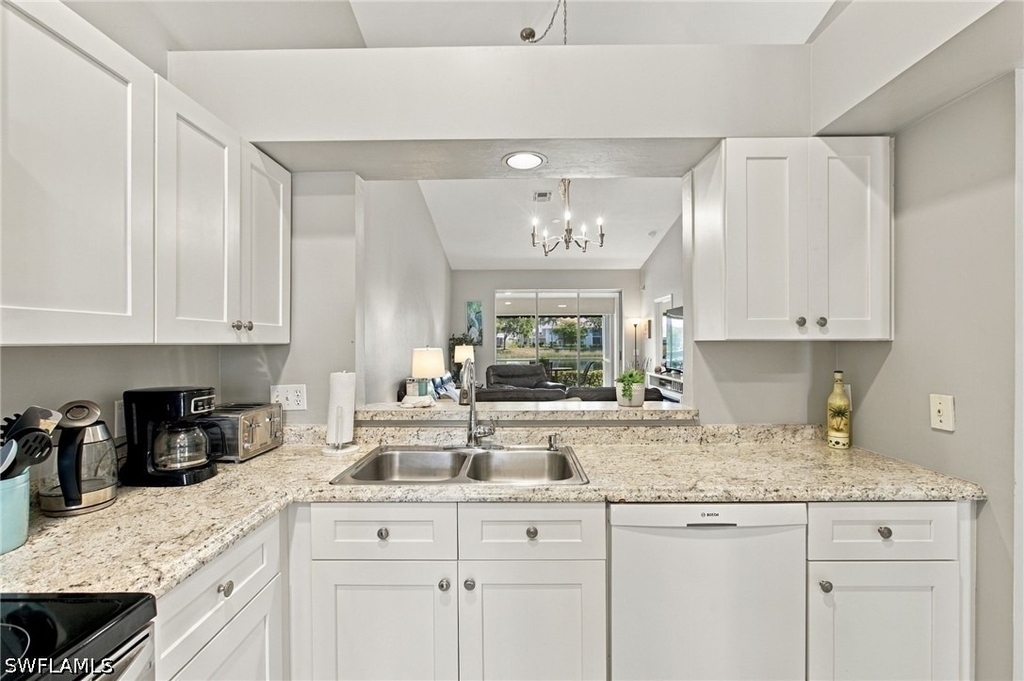 367 Dover Place - Photo 7