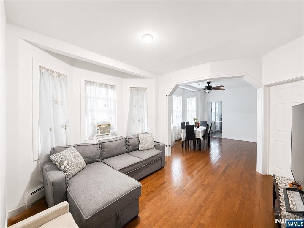 530 Harrison - Photo 9
