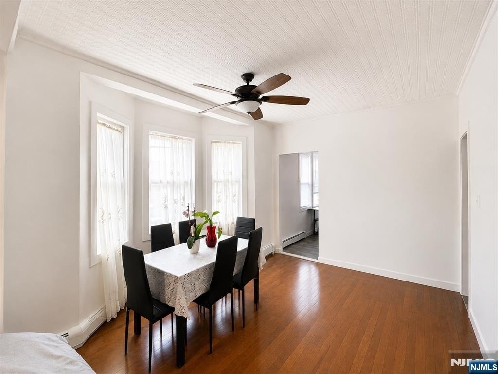 530 Harrison - Photo 2