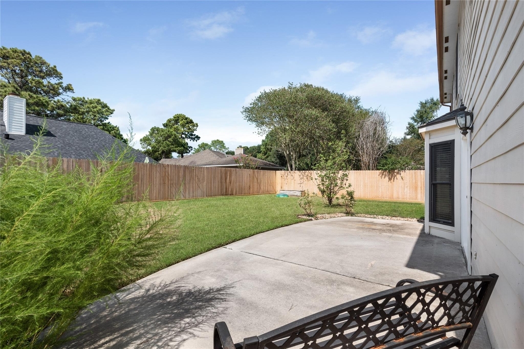 7507 Dogwood Falls Road - Photo 33