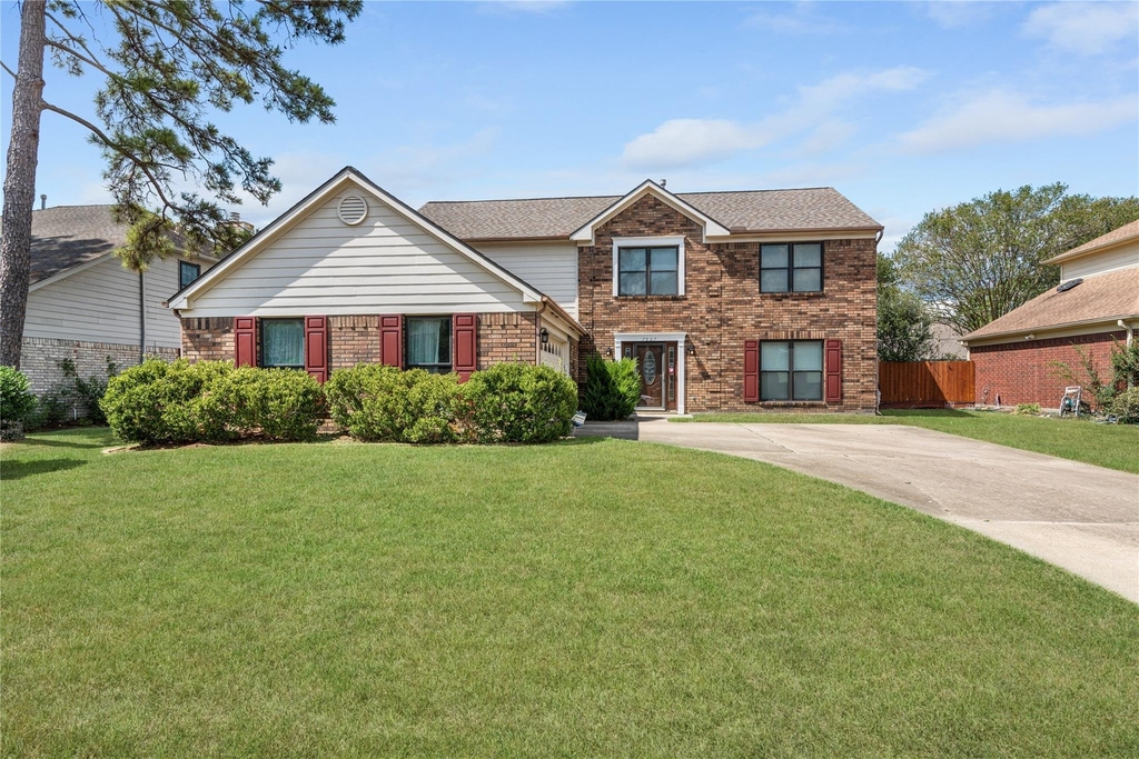 7507 Dogwood Falls Road - Photo 1