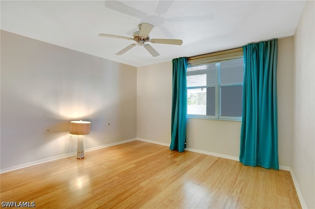 285 Naples Cove Drive - Photo 18