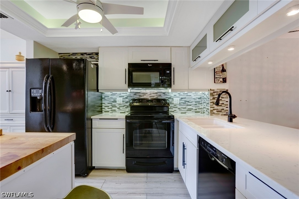 285 Naples Cove Drive - Photo 1