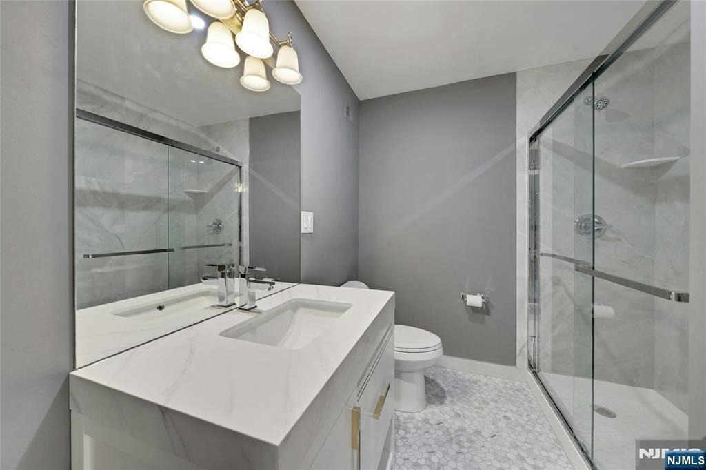 25 Market - Photo 6