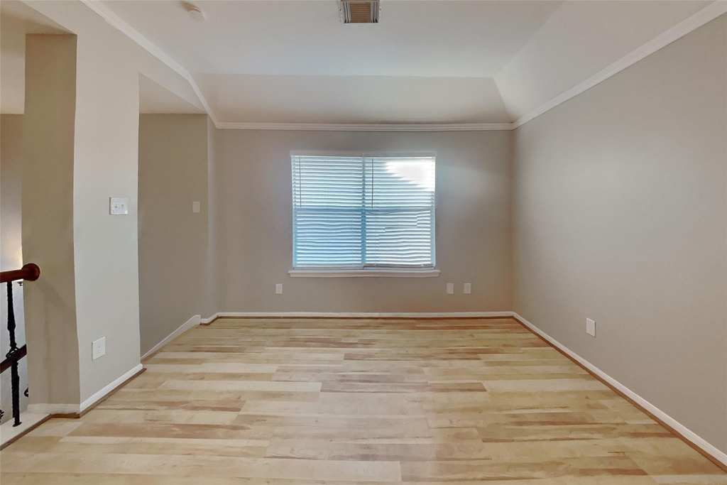 4731 Silverlake Drive - Photo 18