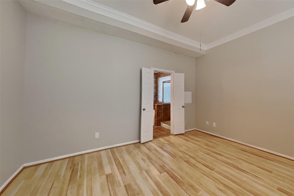 4731 Silverlake Drive - Photo 8