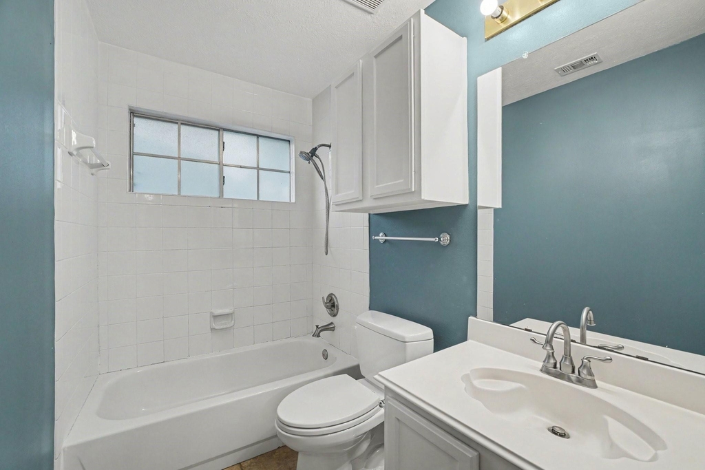 8511 Shellville Court - Photo 16