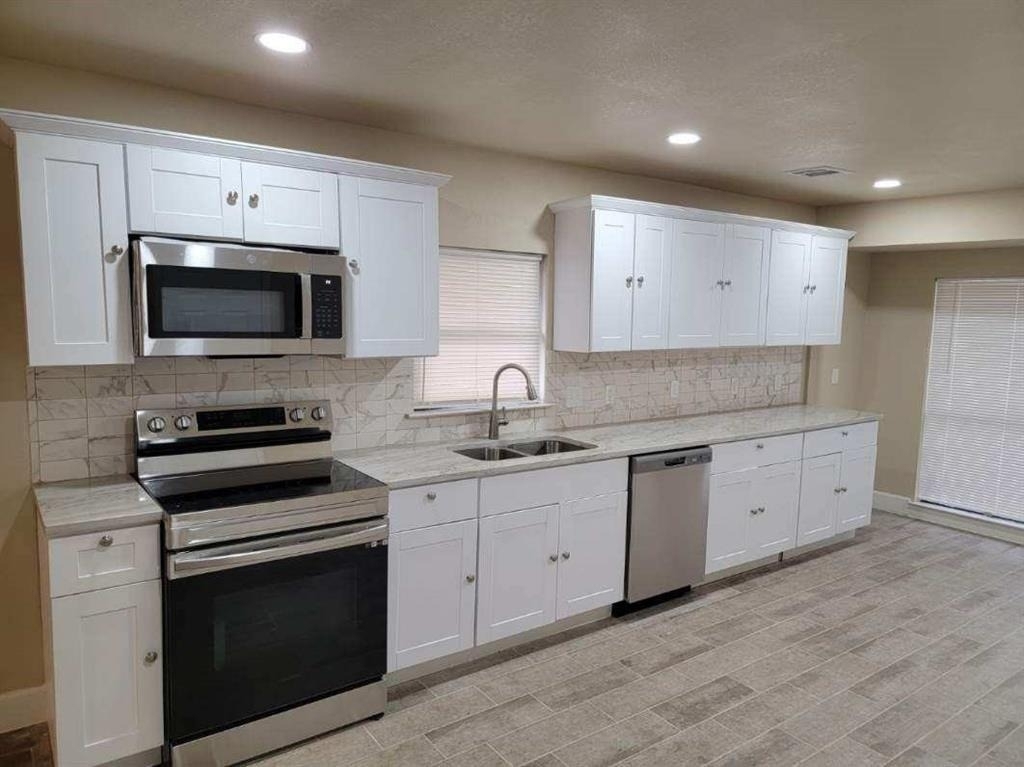 2512 12th Street - Photo 9
