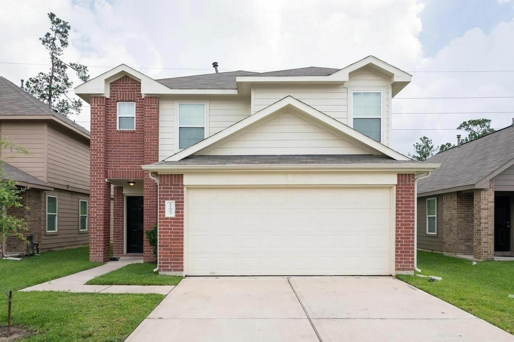 11927 Pia Drive - Photo 0